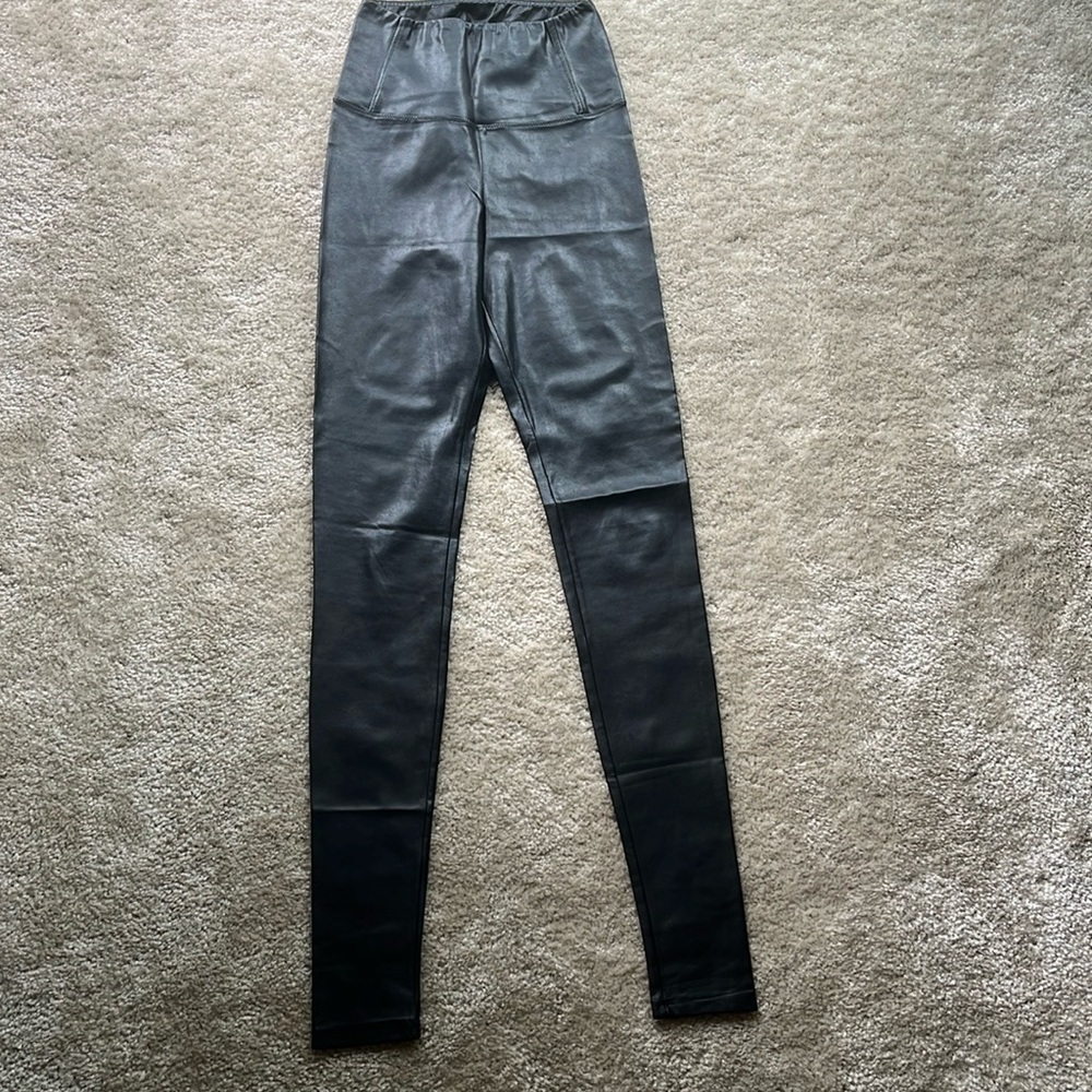 High waist leather leggings